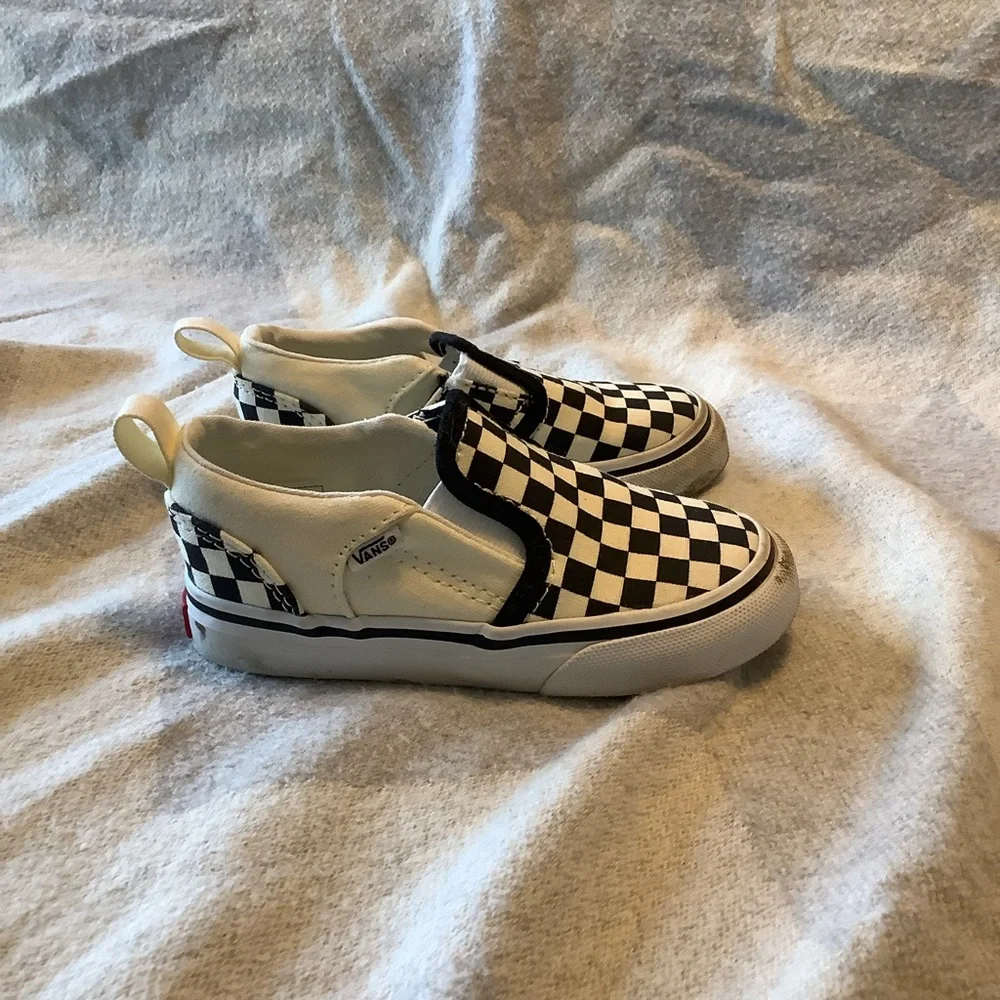 Vans Classic Checkerboard Slip-On Shoes Toddler size 7 - Picture 3 of 6